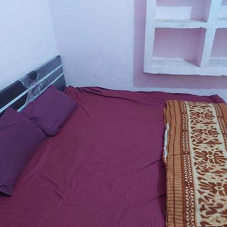 Kanti Devi Seva Sadan Mathura Kültér fotó